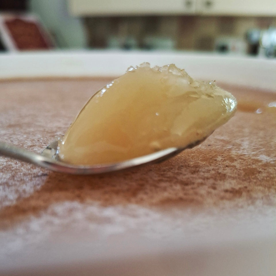 Why do honeys crystalise differently?