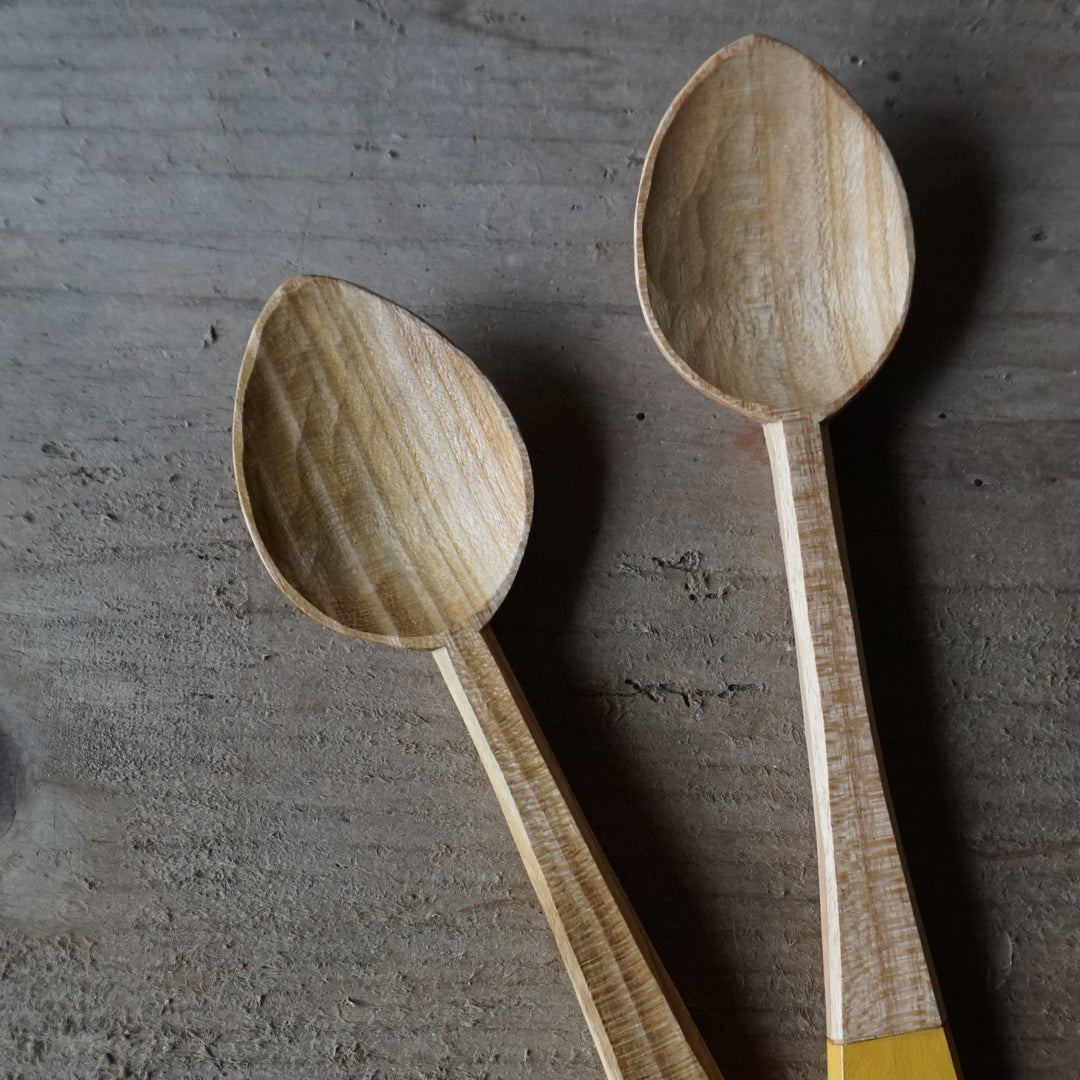 Hand carved honey spoon (British cherry) – Hive & Keeper