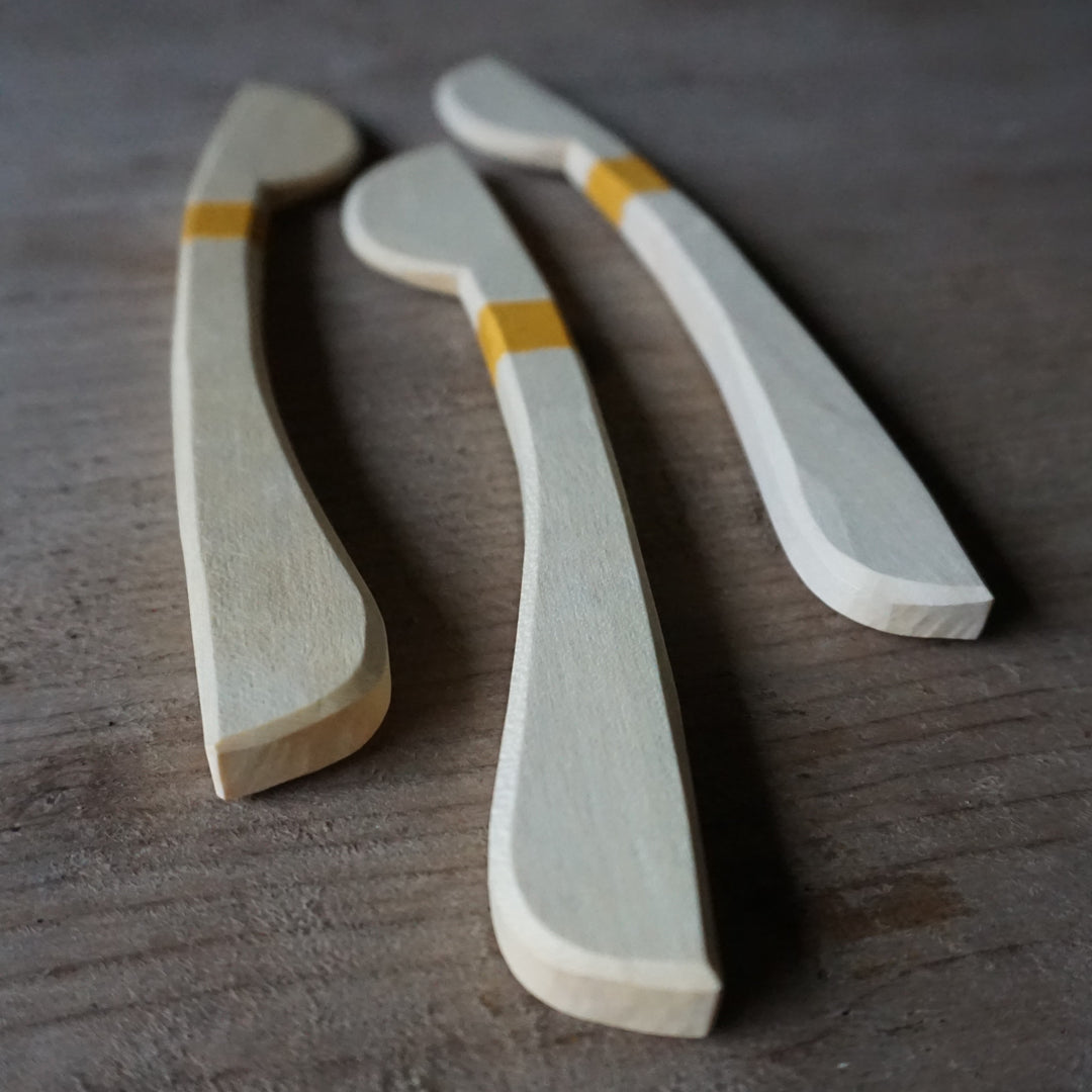 Hand carved honey spreader (British sycamore)