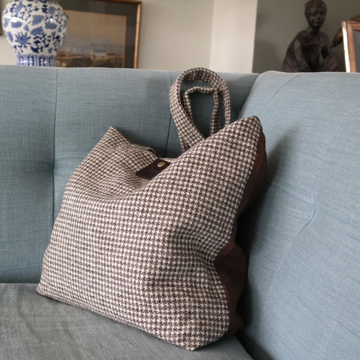 Moonlight tweed bag