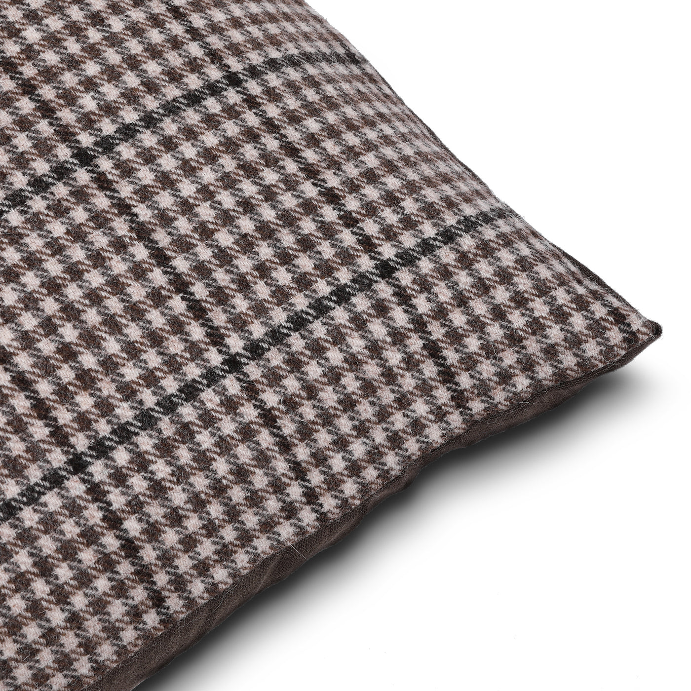 The Woodland tweed cover