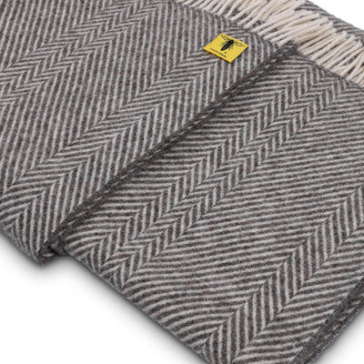 The Feather Chevron Shetland wool throw